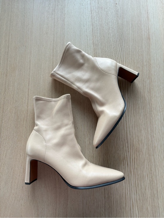 Vince Shoes - Vince Cream Pointed-Toe Mid-Calf Block Heel Boots